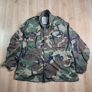 US Army Jacket Large Regular Wood Camo Cold Weather Field Coat Military Full ZIP